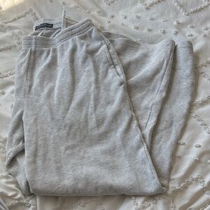 Women’s/Girls Brandy Melville Waffle Sweatpants